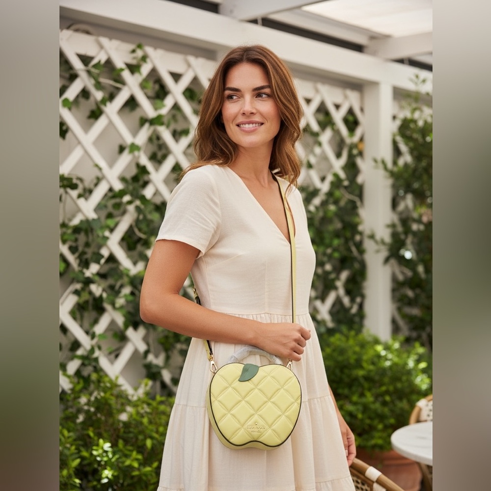 kate spade โ ๏ธ pale yellow quilted heart mini satchel with green leaf ๐ ๐ - Picture 4 of 14